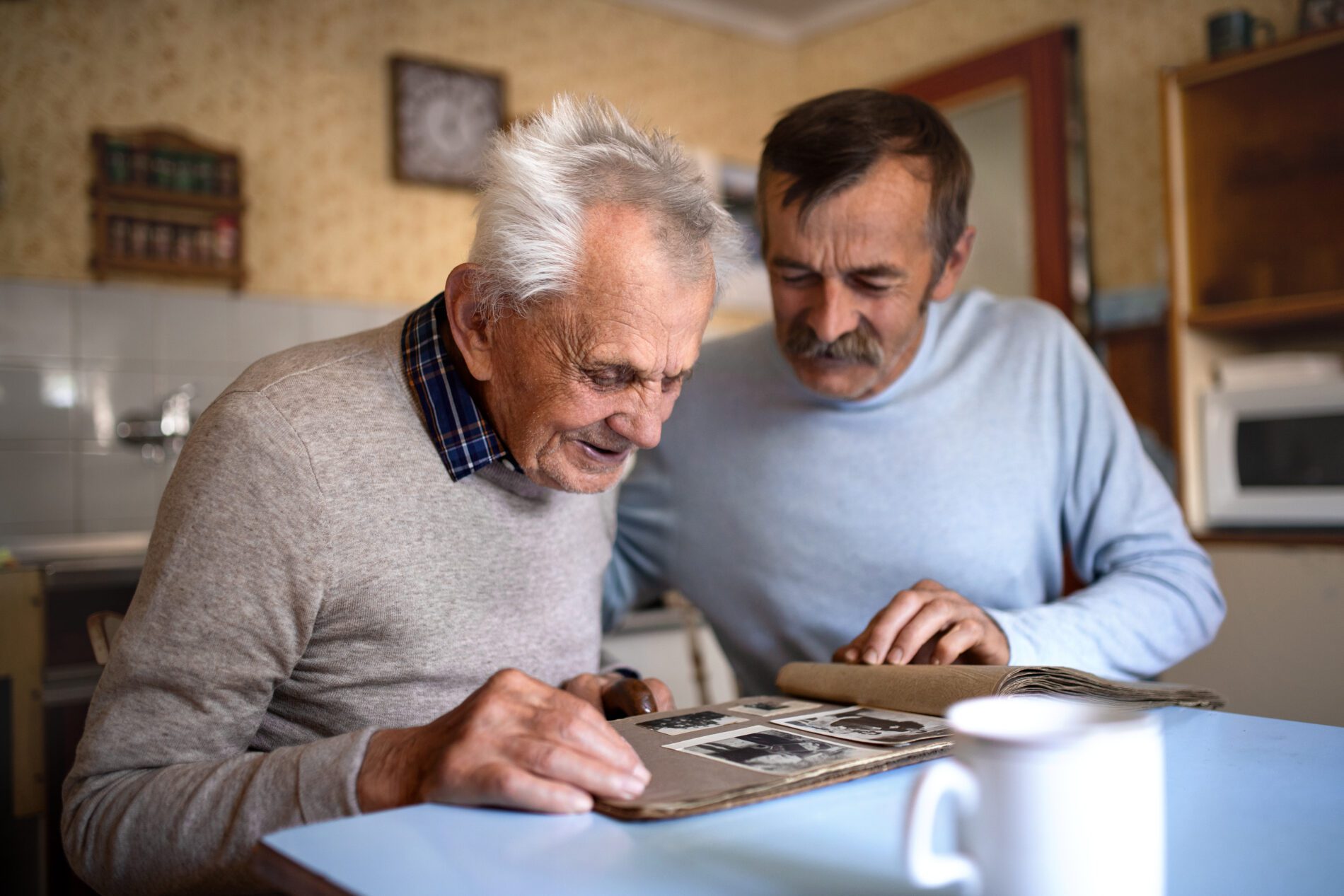 Understanding the Signs – A Guide to Recognising Dementia and Memory Issues